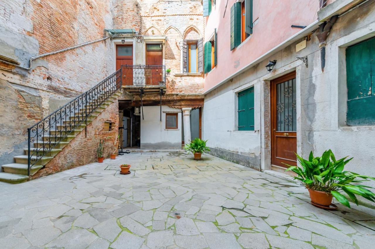 Cannaregio Romantic View Apartment เวนิส ภายนอก รูปภาพ